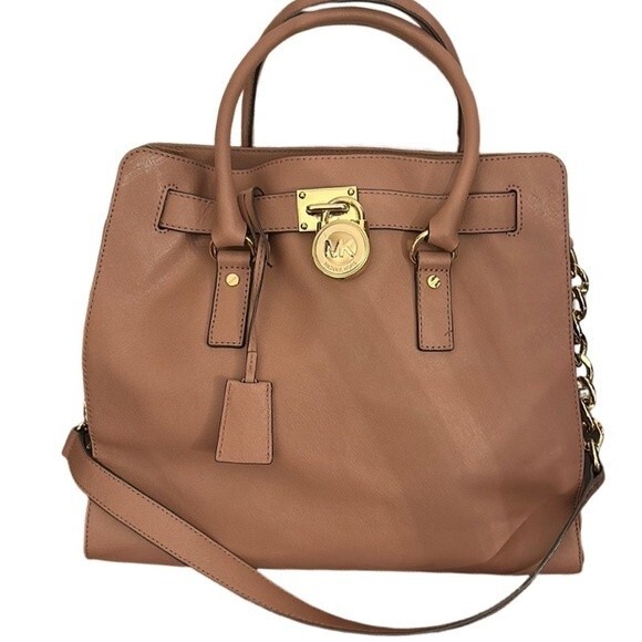 Michael Kors Hamilton in Mauve - Picture 4 of 10